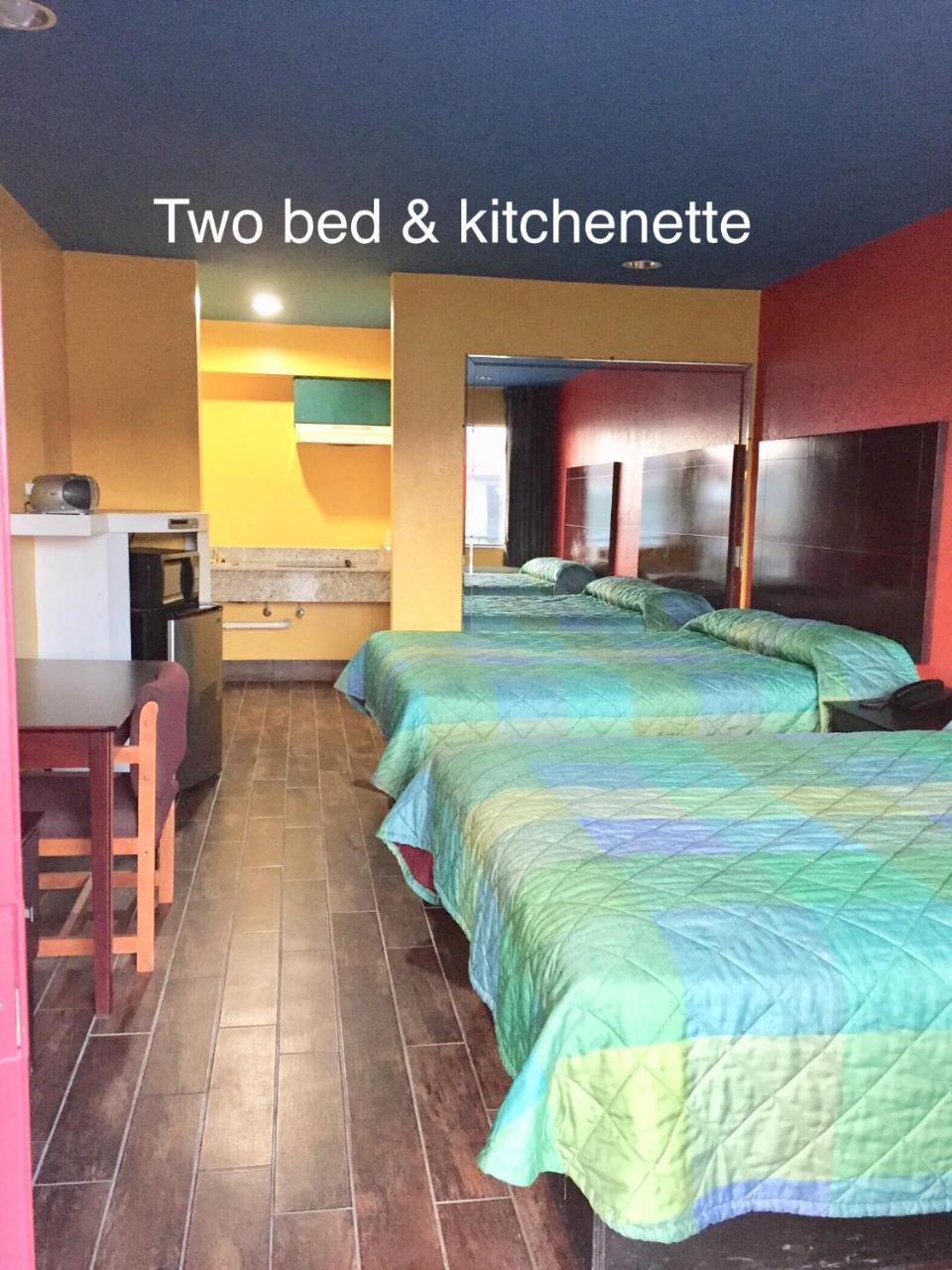 Luxury Inn Ченелвью Екстер'єр фото